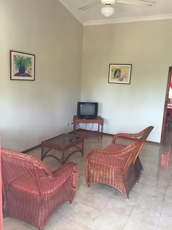 Ξενοδοχείο με διαμερίσματα Apartahotel Villa Facal Μπάβαρο